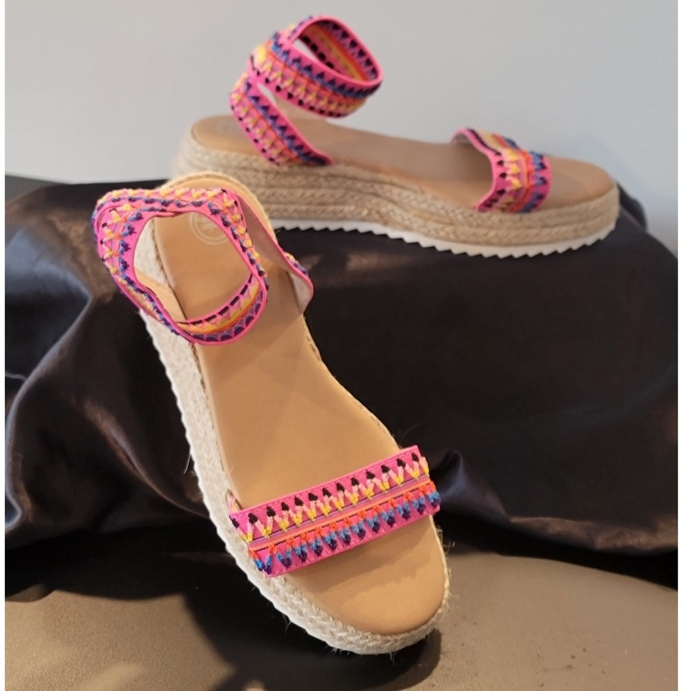 Wonder Nation Girls Pink Multi Color Embroidered Espadrille Platform Sandals 3